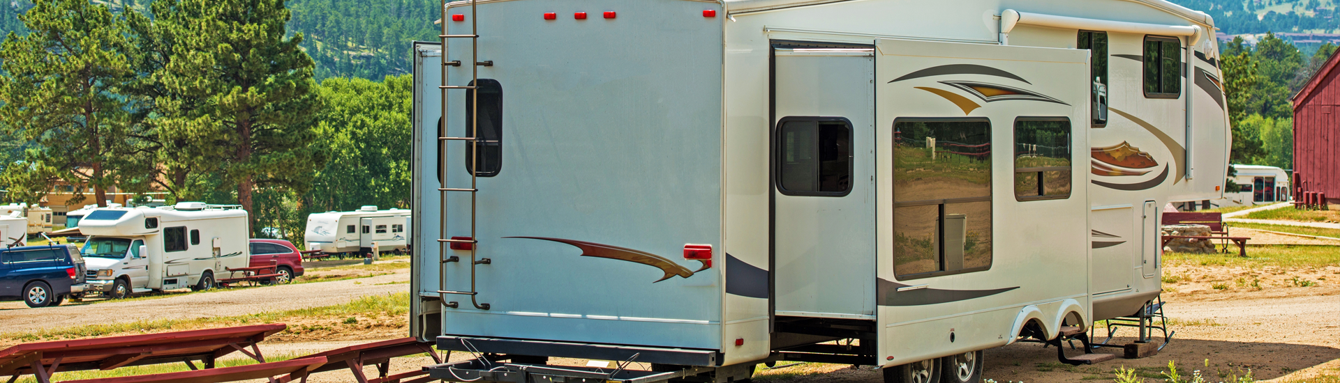 RV Fifth Wheel Camping